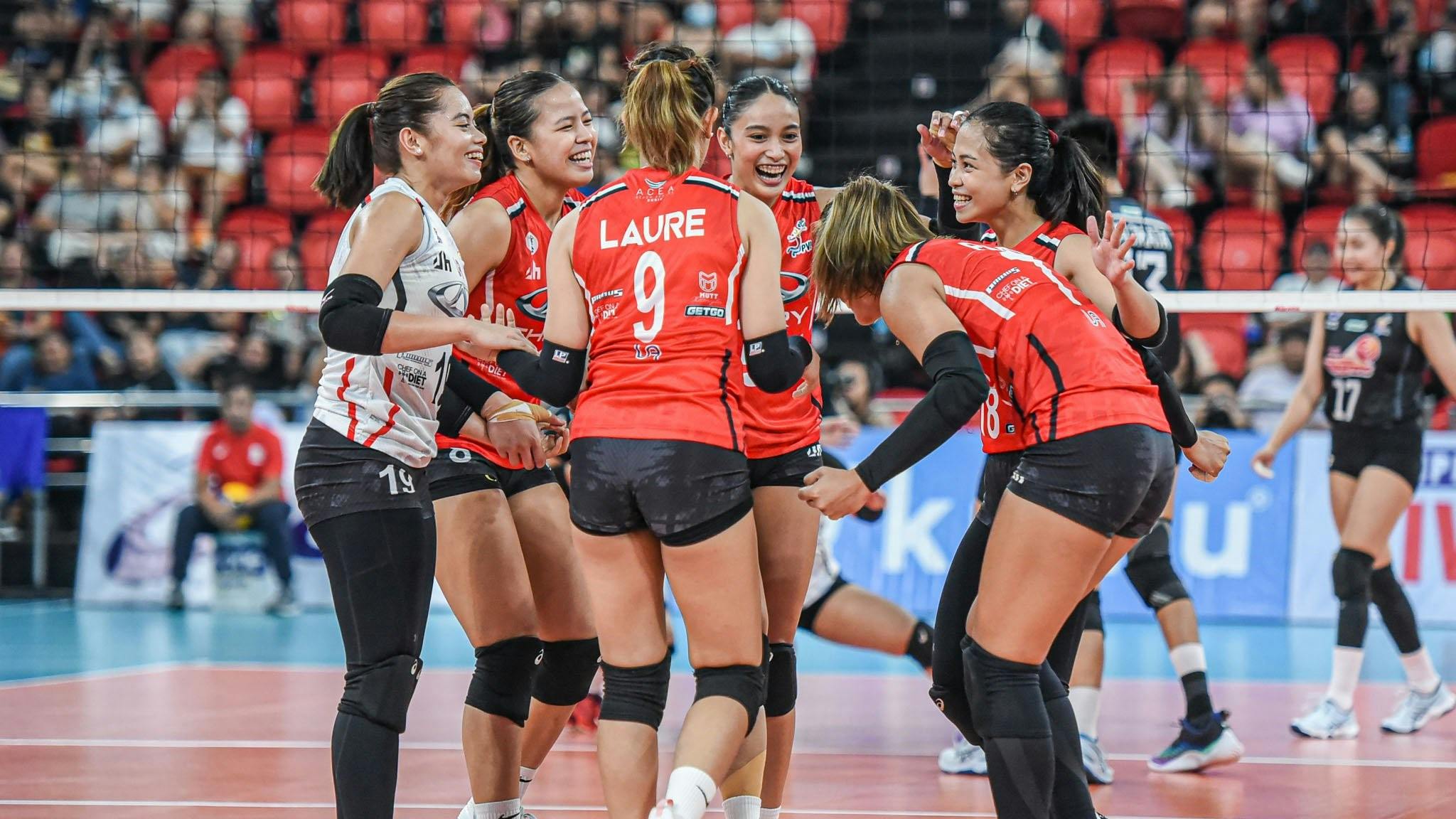 Pauline Gaston, Eya Laure have perfect reactions to thrilling update on Jen Nierva